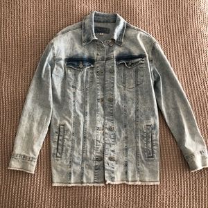 NWOT Maurices Jean Jacket Size Small Light Wash
